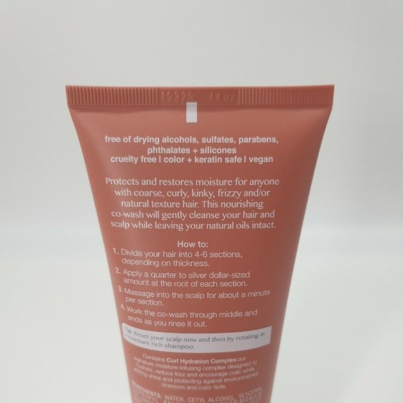 Kristin Ess Ultra Hydrating Curl Co-Wash Contains Curl Hydration Complex 2 in 1 - Picture 4 of 6